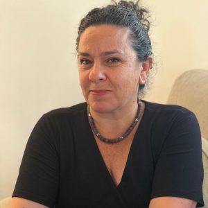 מיכאלסון שירי